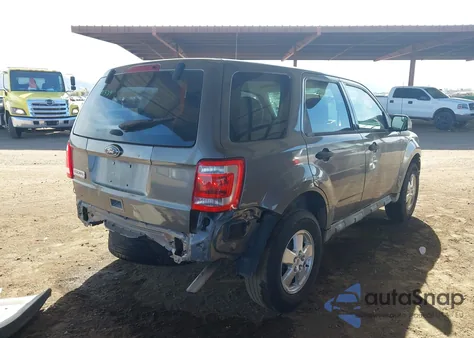 2012 Ford Escape Xls из США, поврежденный, VIN 1FMCU0C75CKB31889